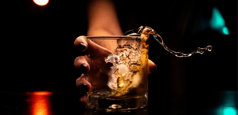 Whisky Single Malt ou Blendend Whisky: Qual o Melhor para o seu Paladar