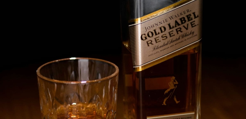 Gold Label Reserve: O Whisky Dourado para Momentos Especiais