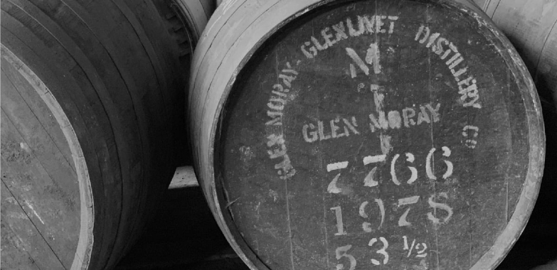 De Que é Feito o Whisky Escocês: Ingredientes e Processo de Produção