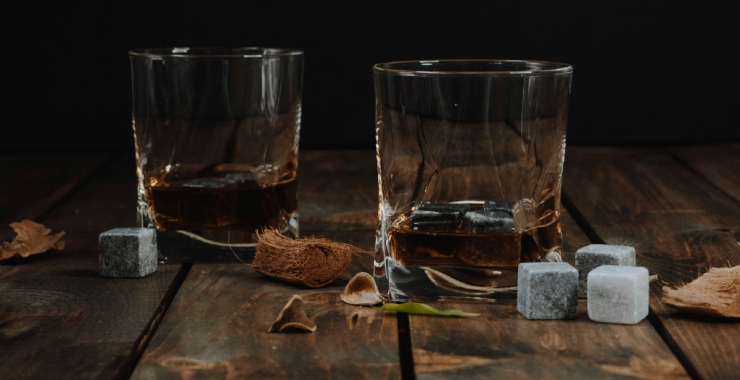 Octomore Whisky: 5 Fatos Sobre o Whisky Mais Defumado do Mundo