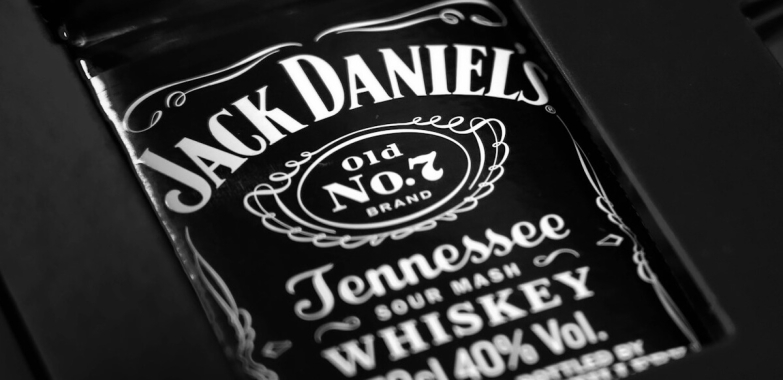 Whisky Jack Daniels: Uma Jornada de Tradição e Inovação