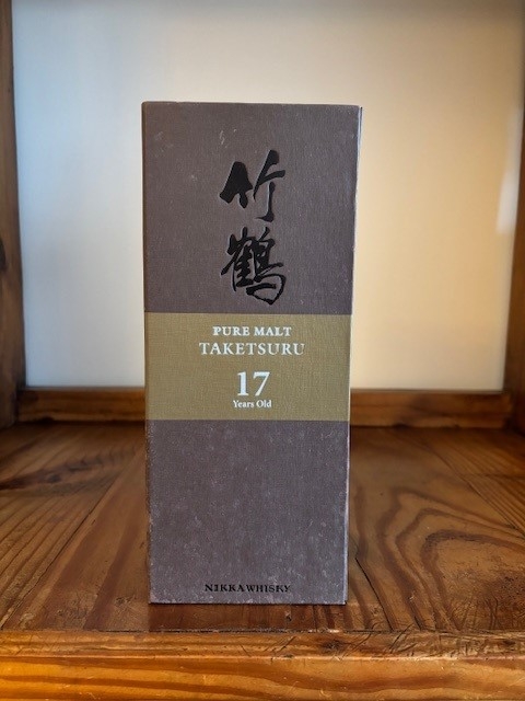 Nikka Taketsuru Pure Malt 17 anos